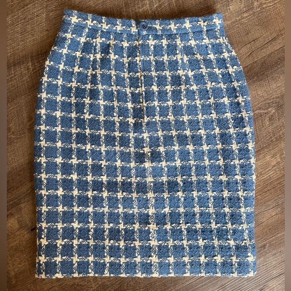 Valentino Vintage Tweed Blue & White Checkered Pencil Skirt - Size Medium - Picture 5 of 16